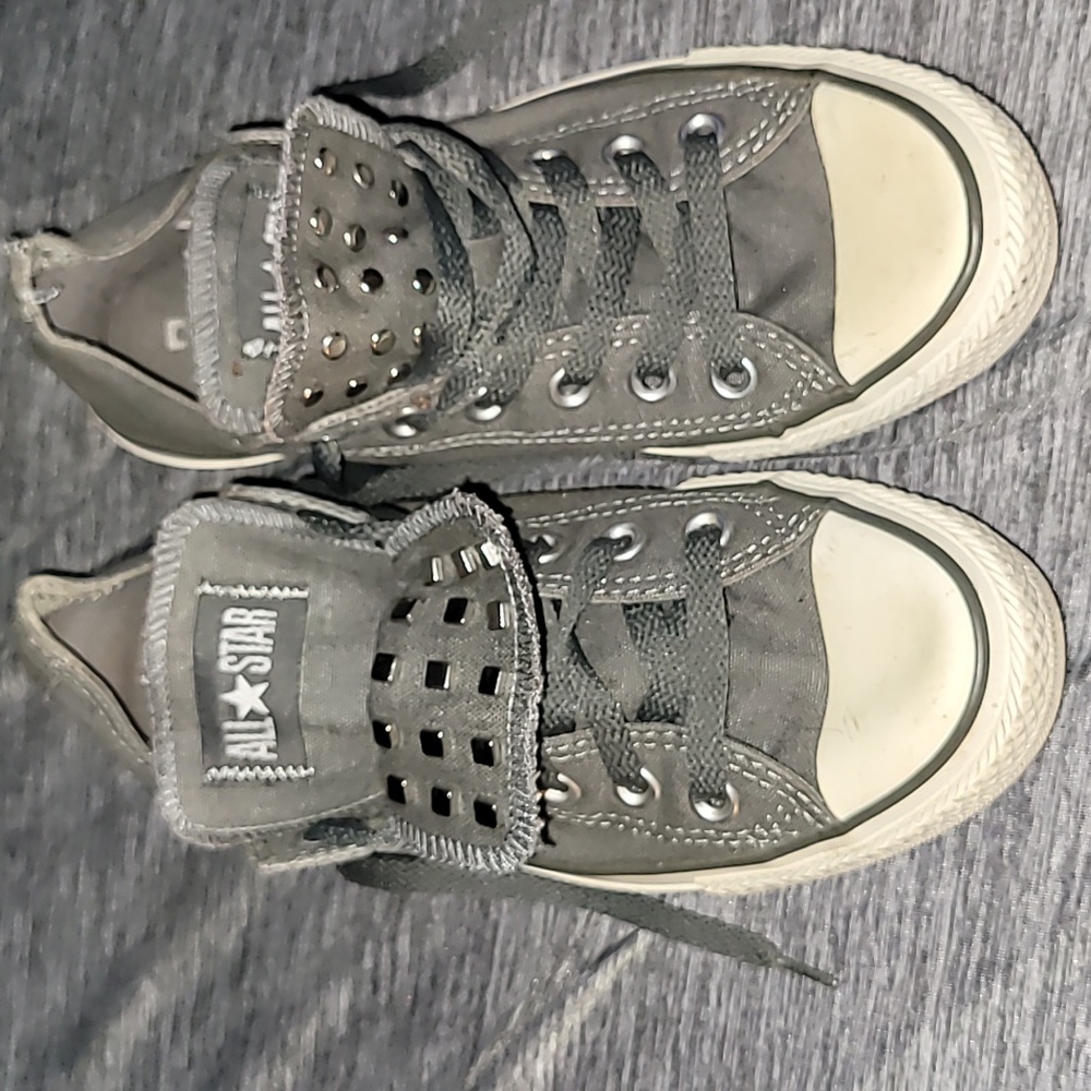 Converse size 7 double stuffed tongue
